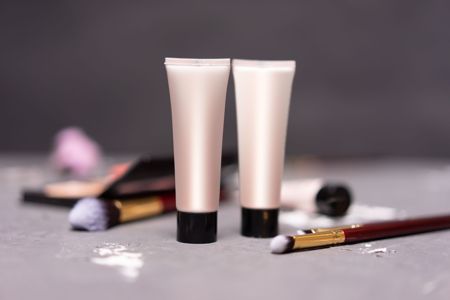 How to Choose the Right Concealer for Different Skin Concerns? A Practical Primer