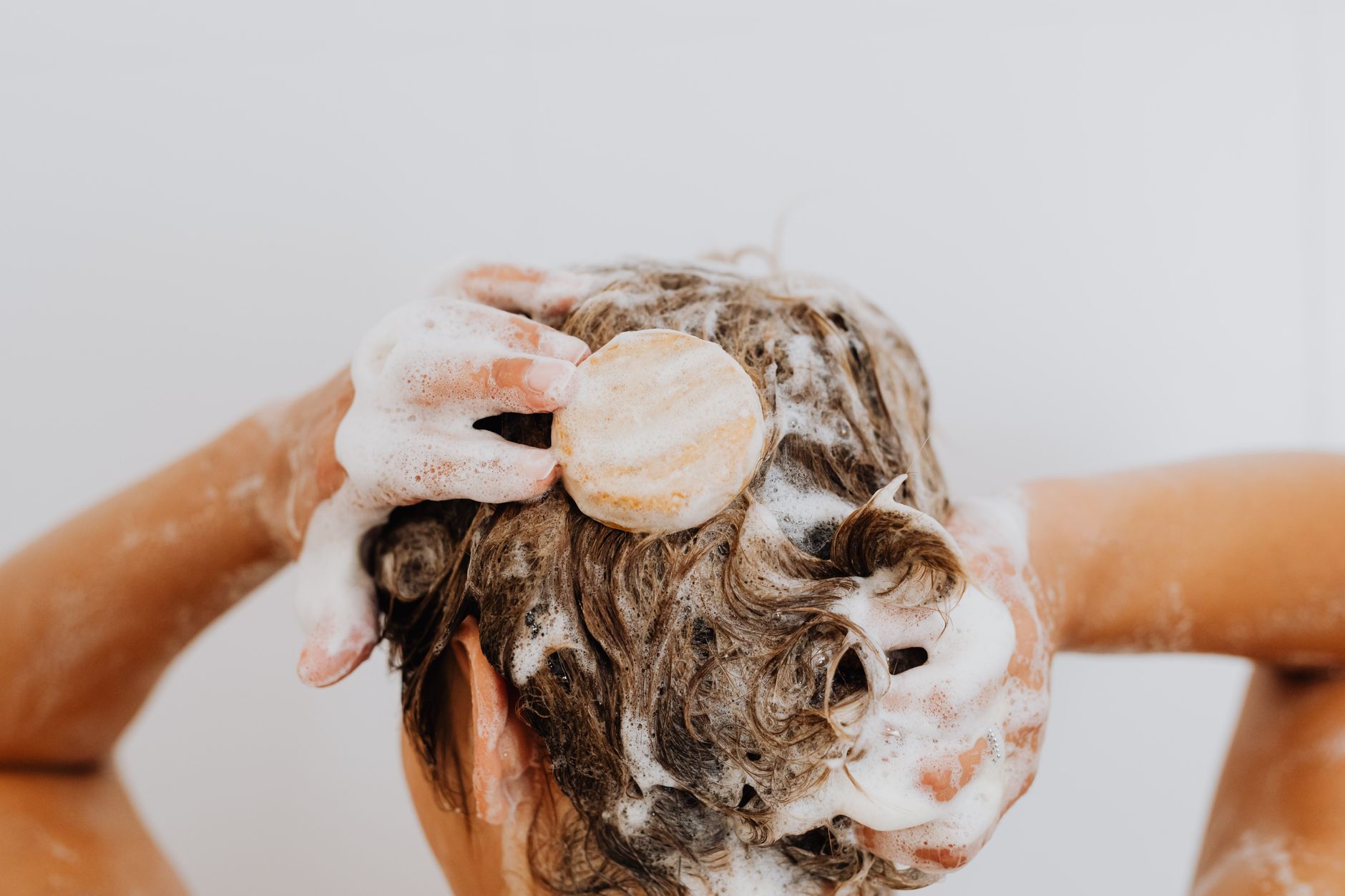 Why Does Your Scalp Feel Itchy after Shampooing? Causes & Care